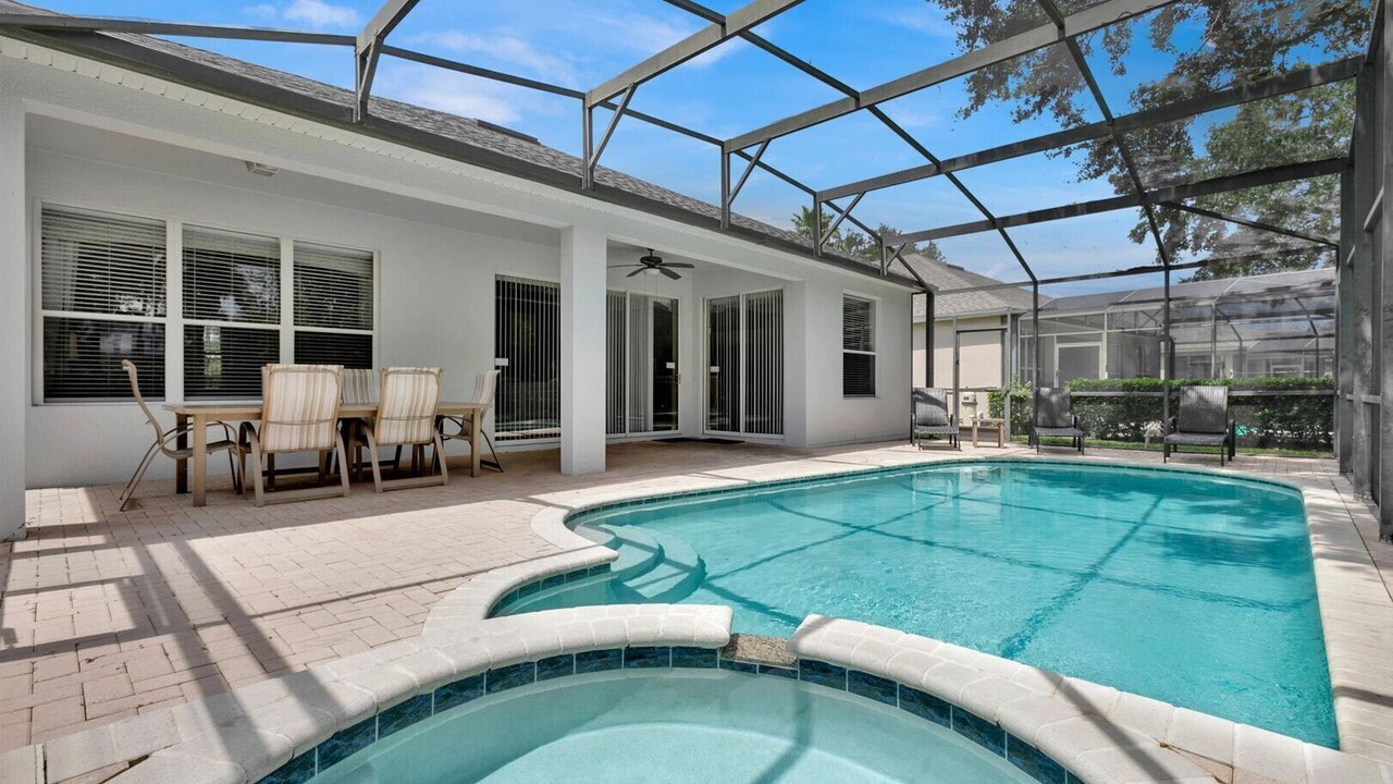 Photo of Outdoor in Windsor Hills