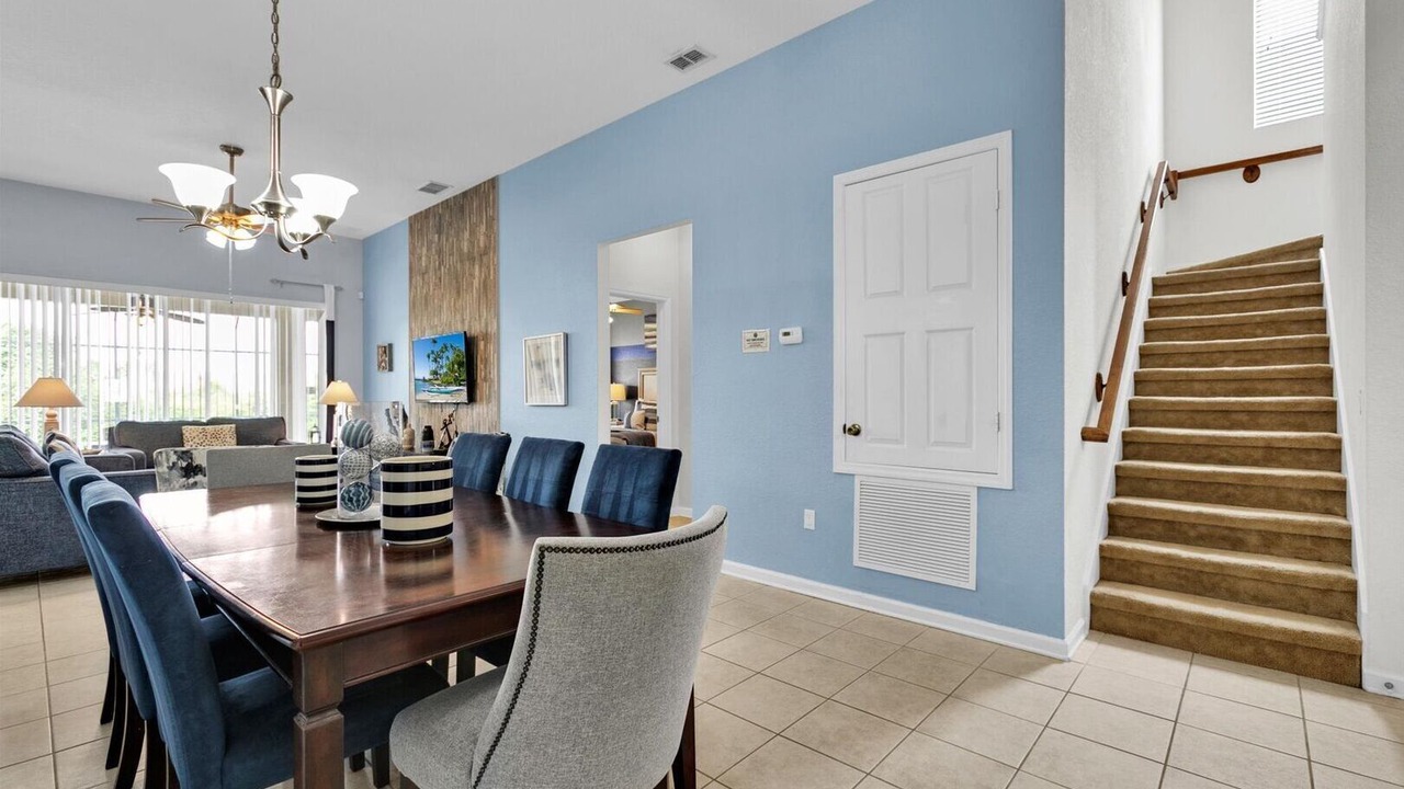 Photo of Livingroom in Windsor Hills