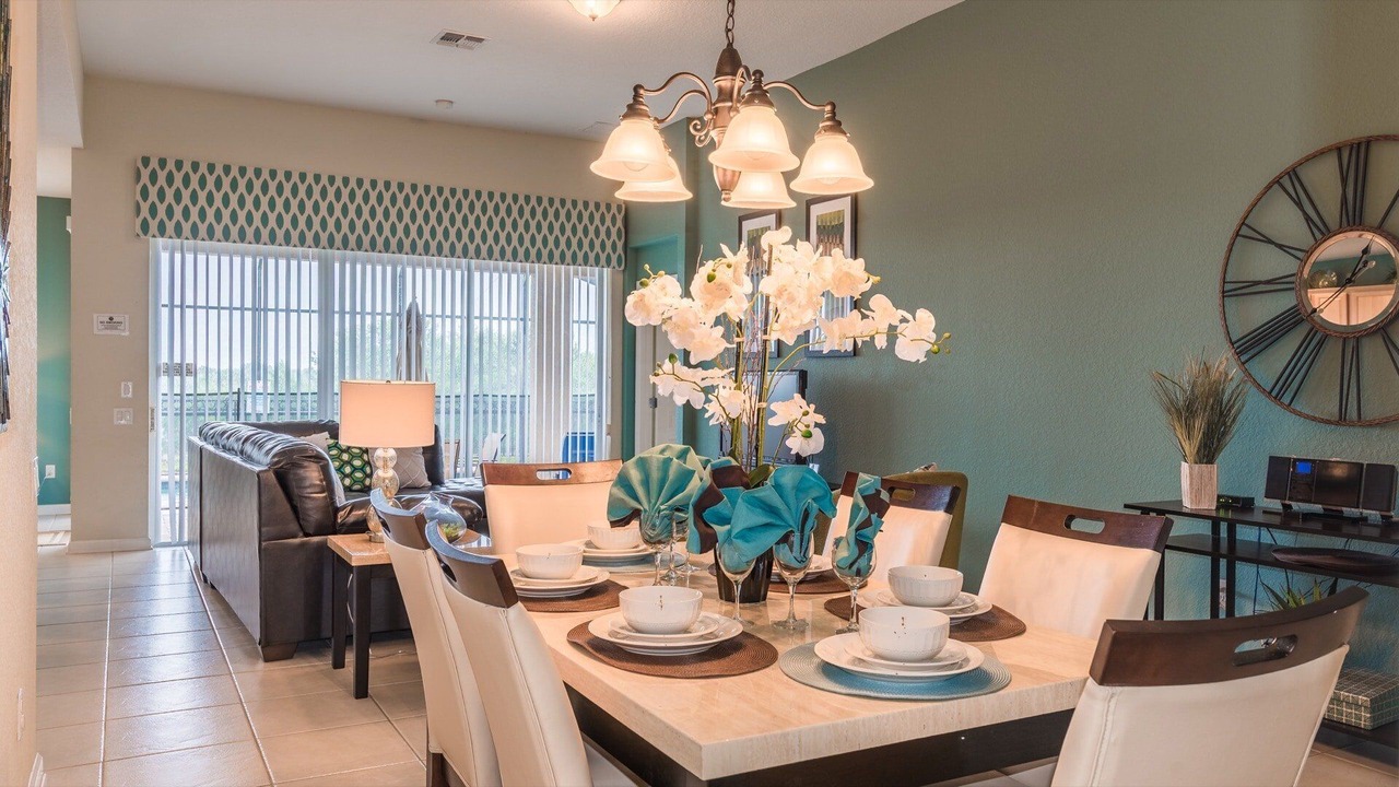 Photo of Livingroom in Windsor Hills