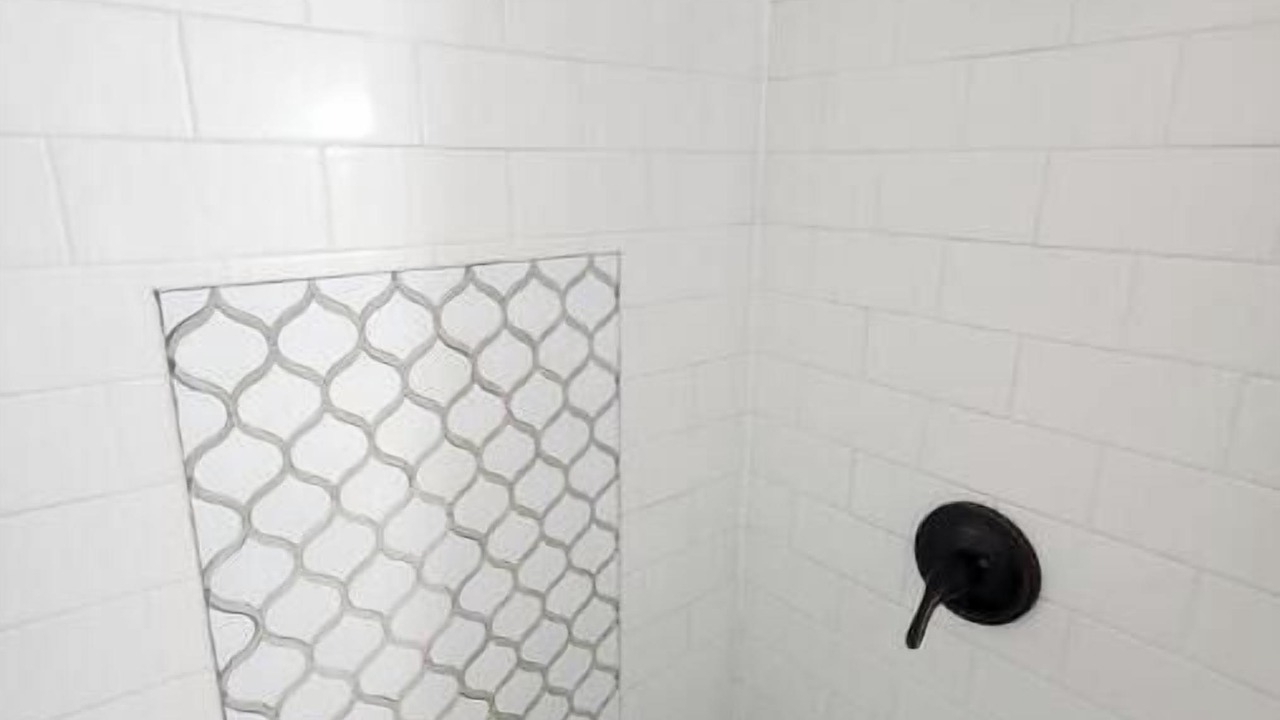 Photo of Bathroom in Lawsona - Fern Creek