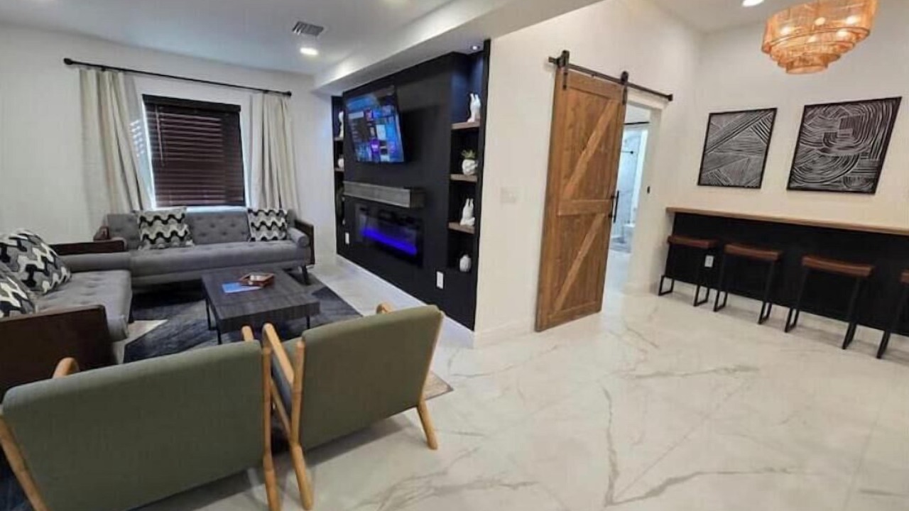 Photo of Livingroom in College Park