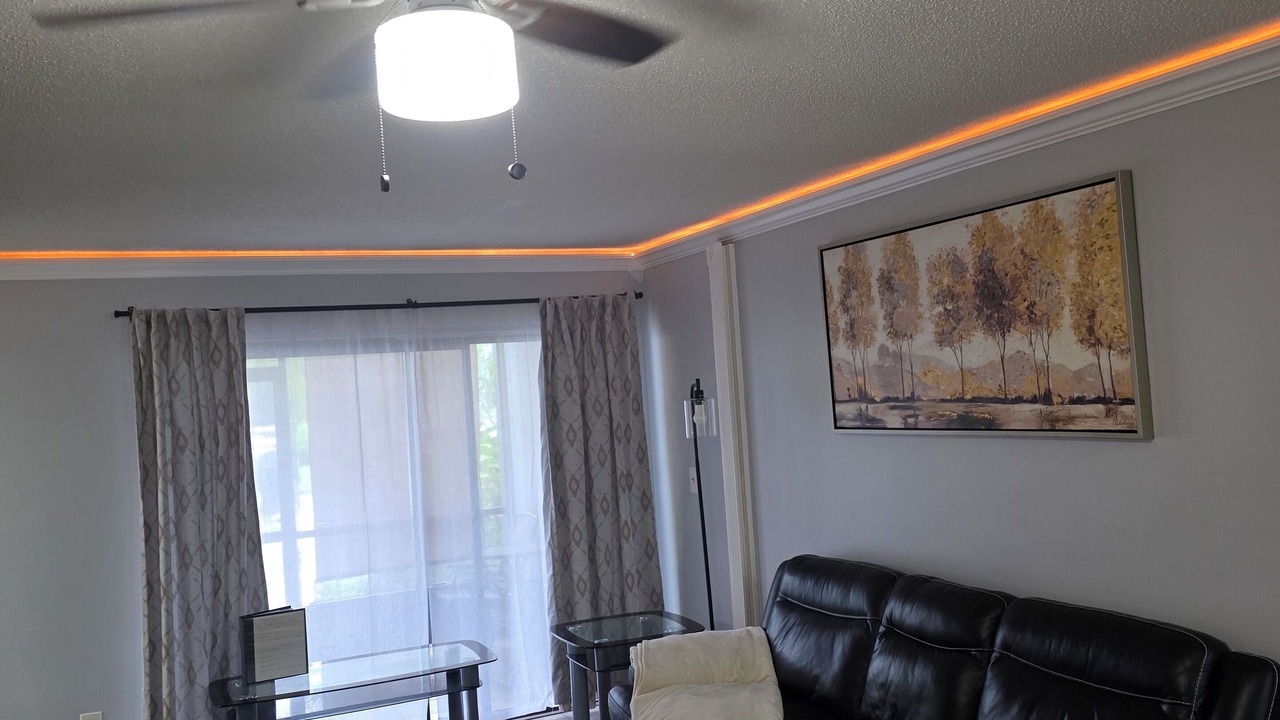 Photo of Livingroom in Ventura