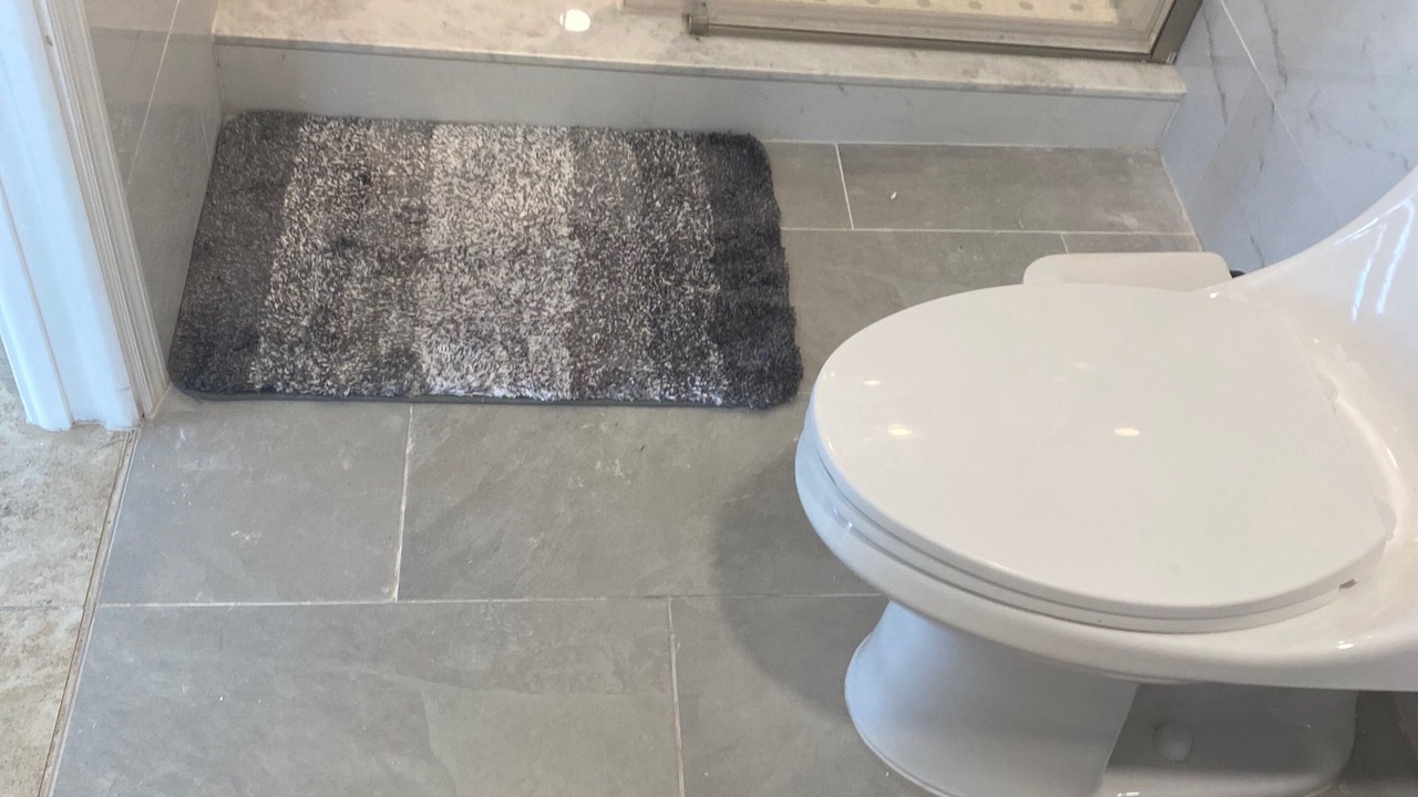 Photo of Bathroom in Mill Run