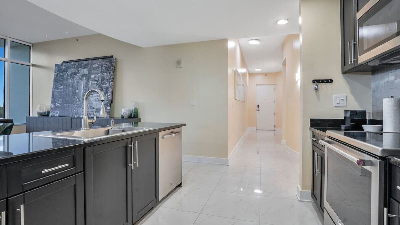 Photo of Kitchen in South Eola