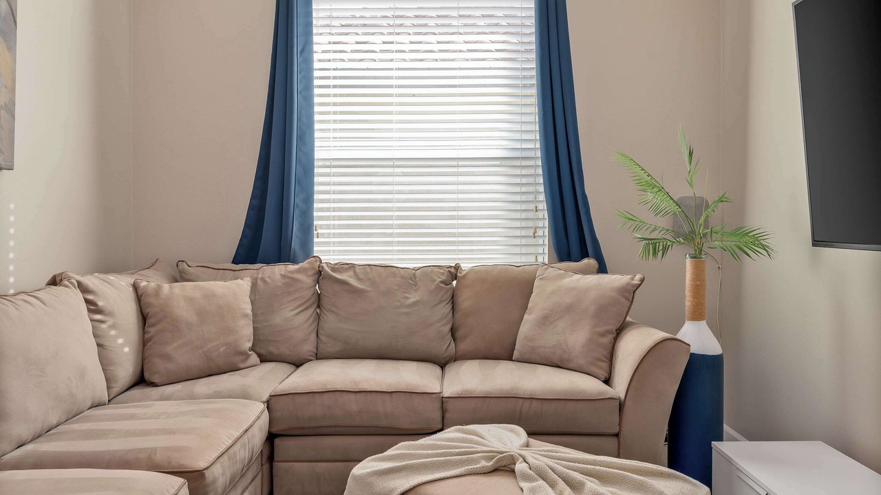 Photo of Livingroom in Loughman