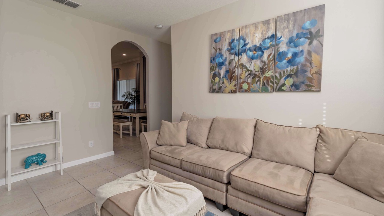 Photo of Livingroom in Loughman