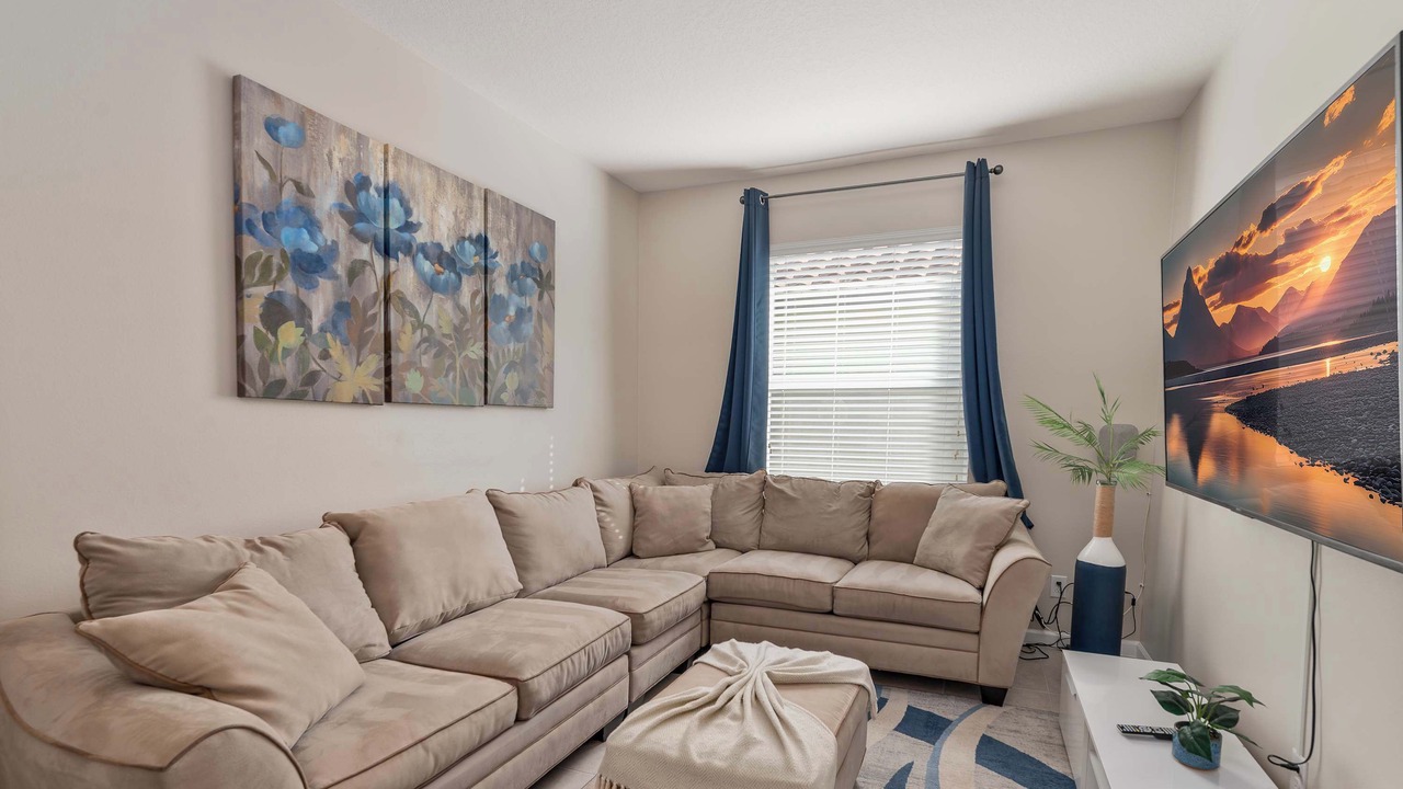 Photo of Livingroom in Loughman