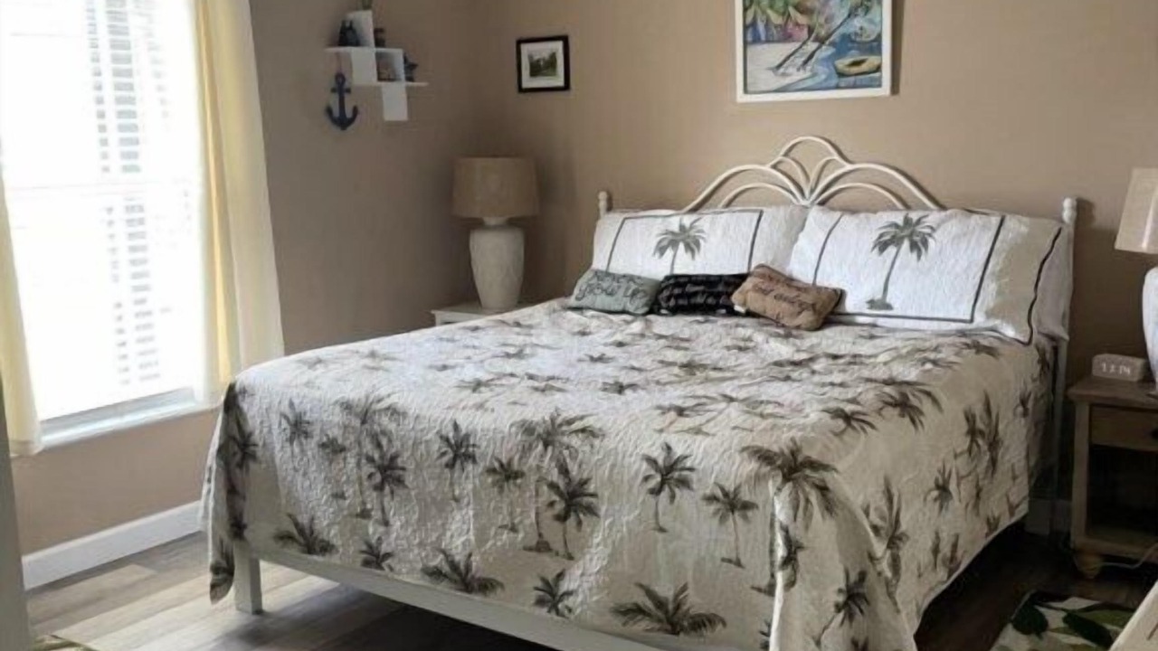 Photo of Others in Florida Pines