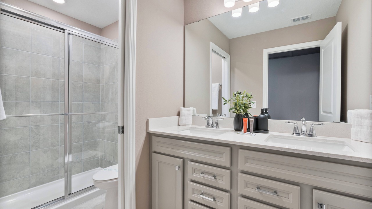 Photo of Bathroom in Four Corners