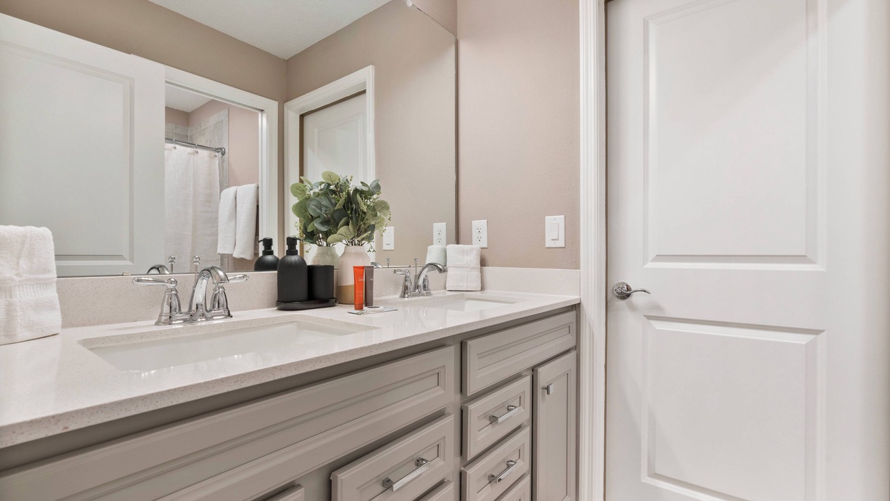 Photo of Bathroom in Four Corners
