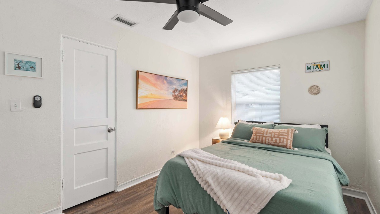 Photo of Bedroom in College Park