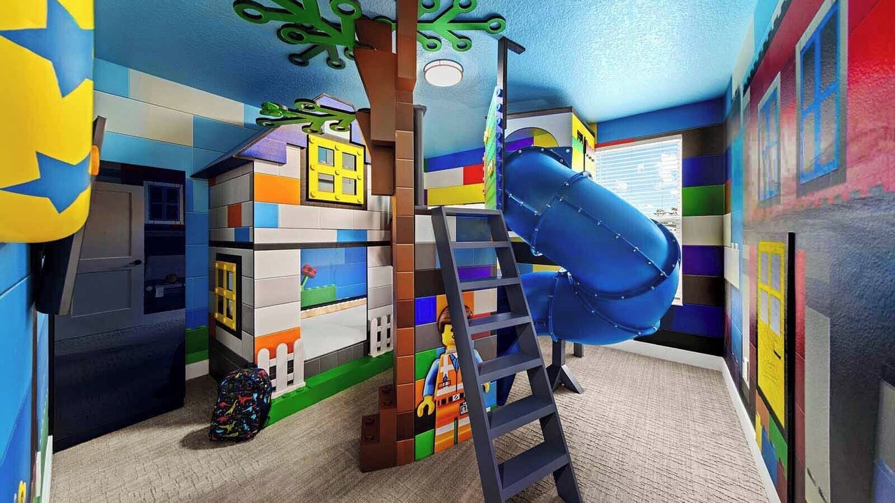Photo of Bedroom in Florida Center