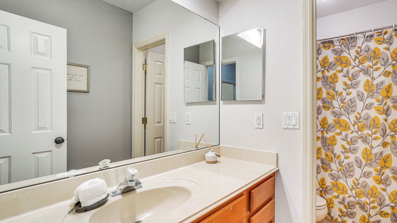 Photo of Bathroom in Vista East