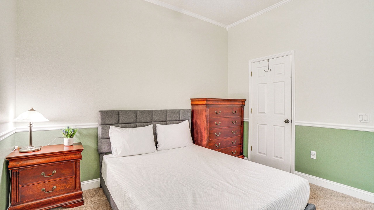 Photo of Bedroom in Vista East
