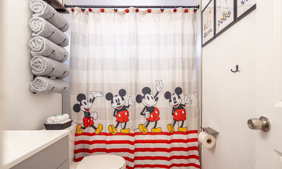 Photo of Bathroom in Buena Ventura Lakes