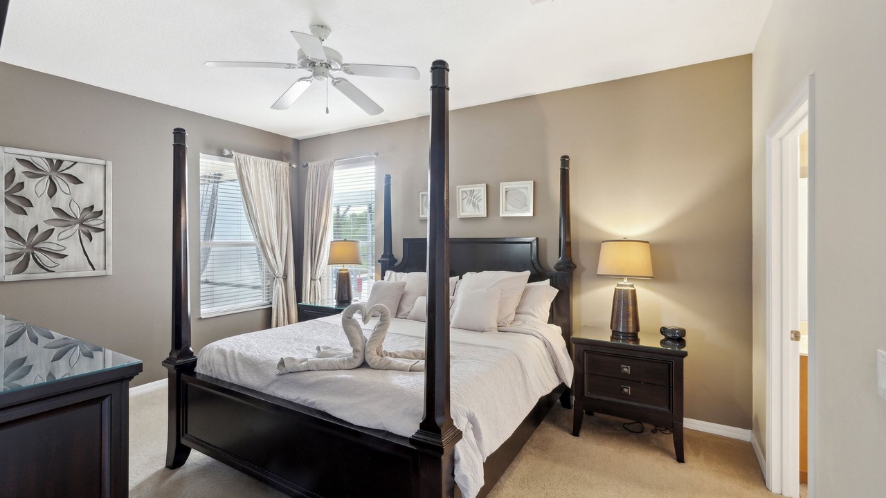 Photo of Bedroom in Watersong