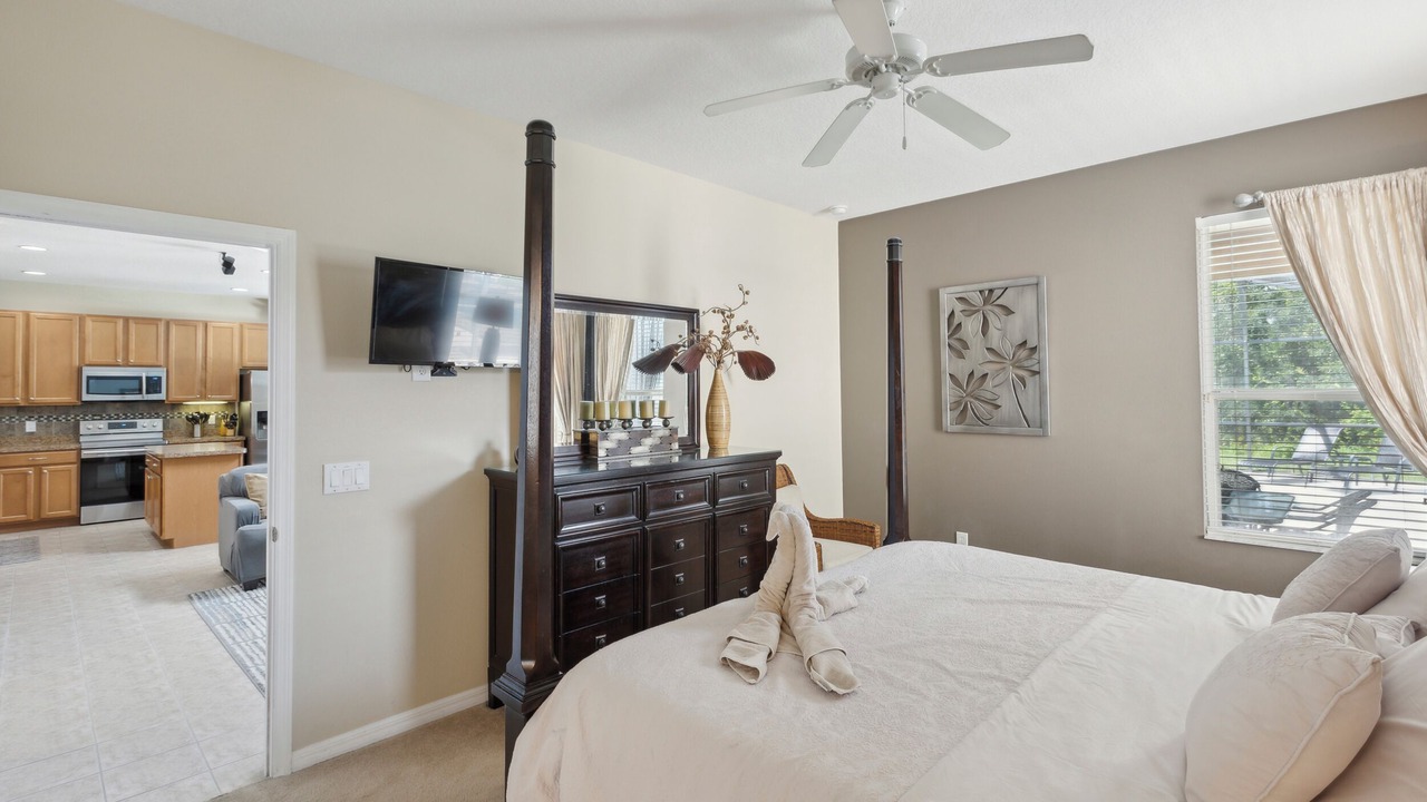 Photo of Bedroom in Watersong