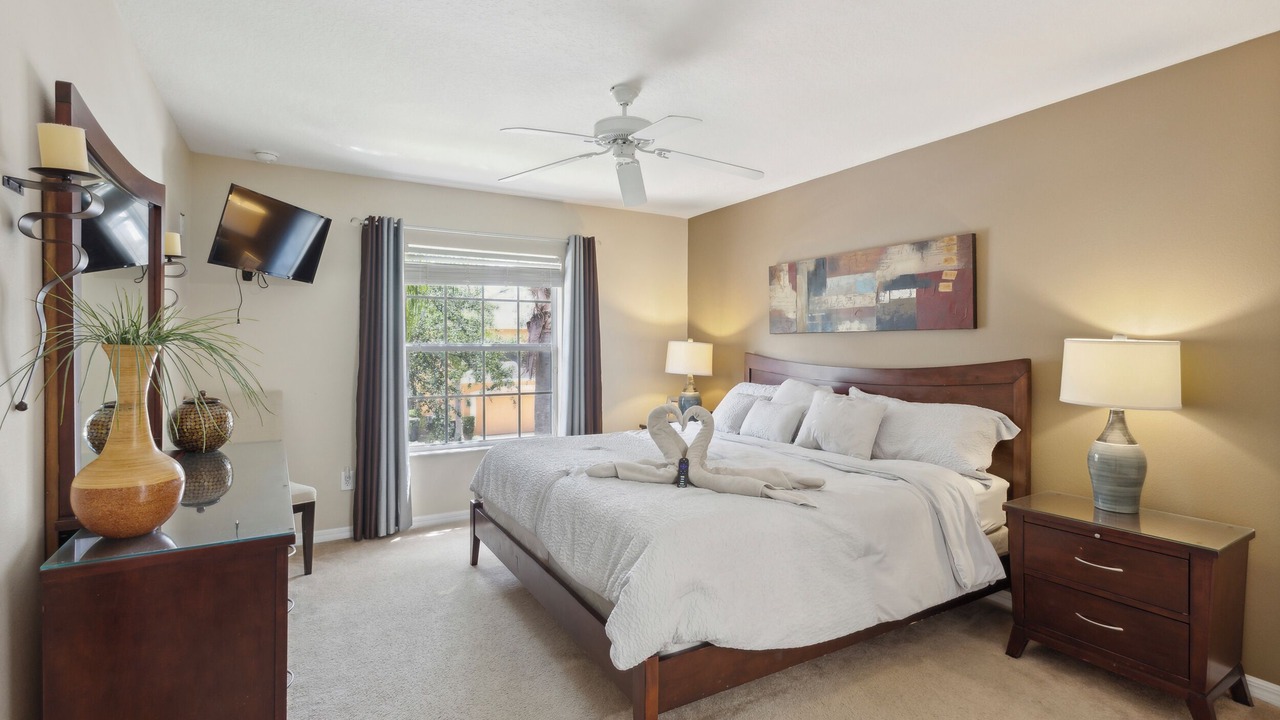 Photo of Bedroom in Watersong