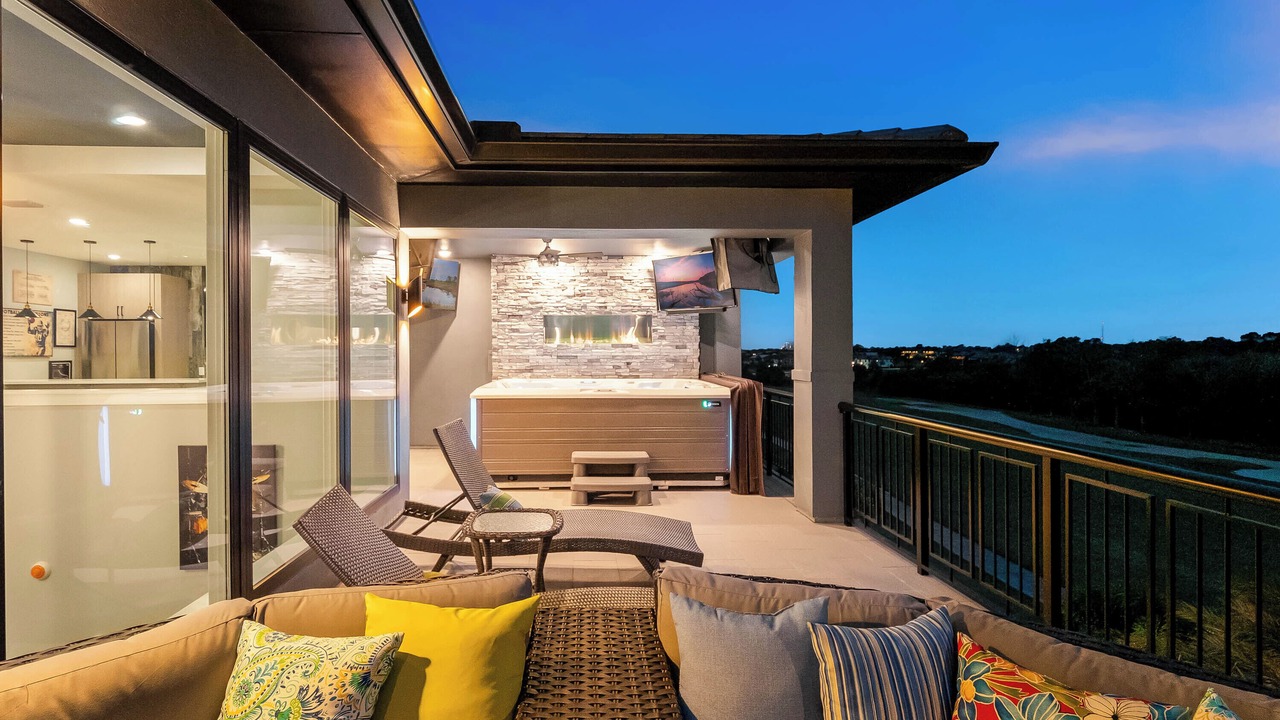 Photo of Patio Balcony in Historic Downtown Kissimmee