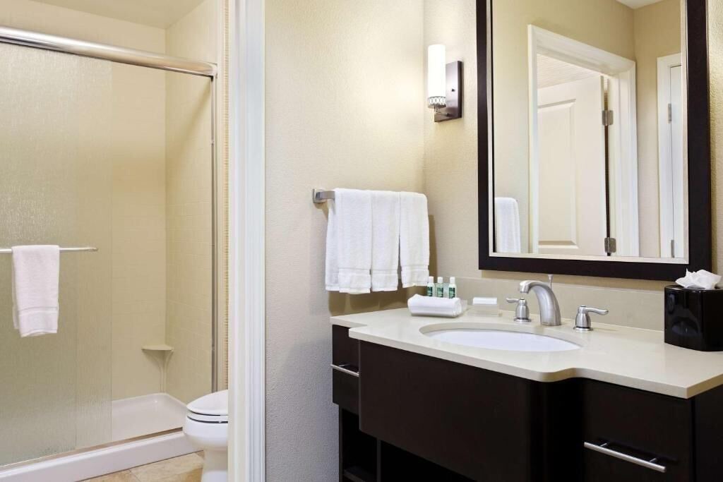 Photo of Bathroom in Airport North