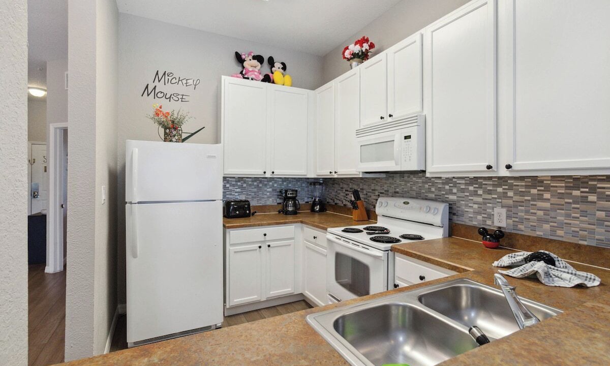 Photo of Kitchen in Bahama Bay
