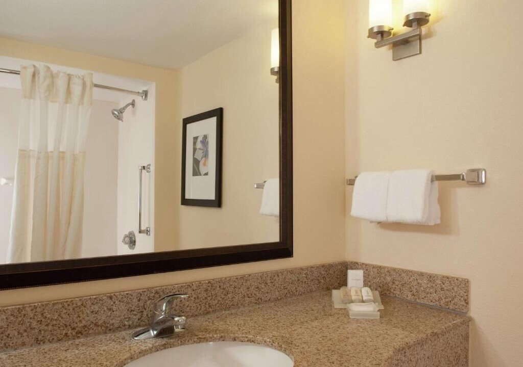Photo of Bathroom in Airport North