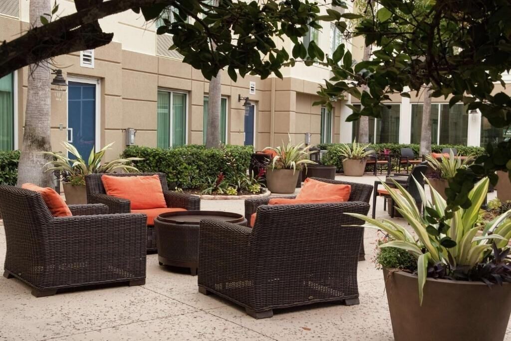 Photo of Patio Balcony in Airport North