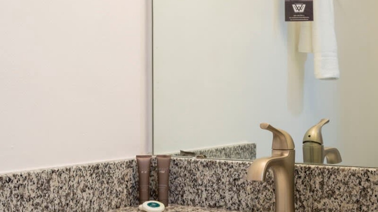 Photo of Bathroom in Lake Wilson Preserve