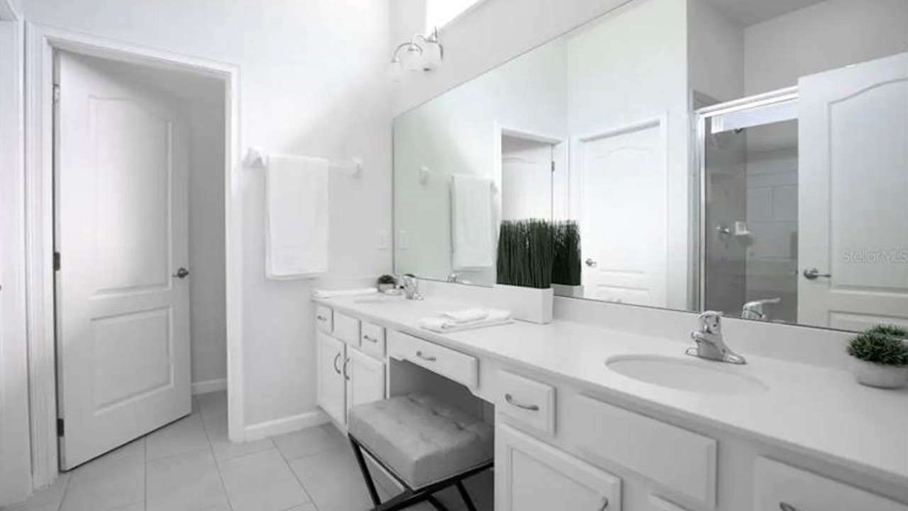 Photo of Bathroom in Loughman