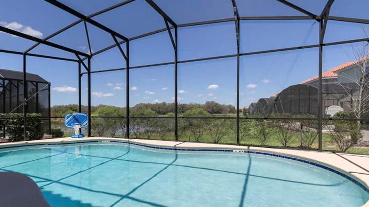 Photo of Outdoor in Loughman