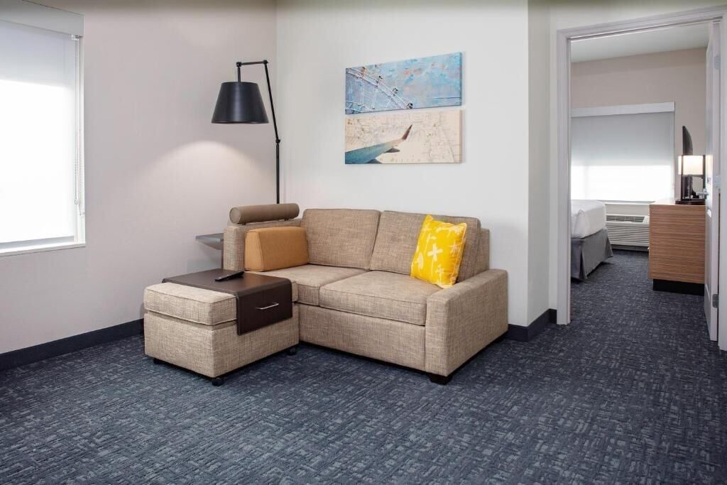 Photo of Livingroom in Airport North