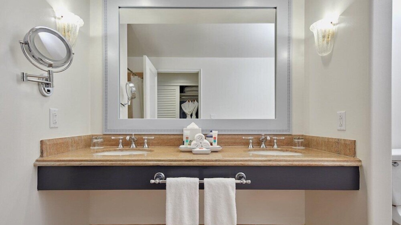 Photo of Bathroom in Florida Center