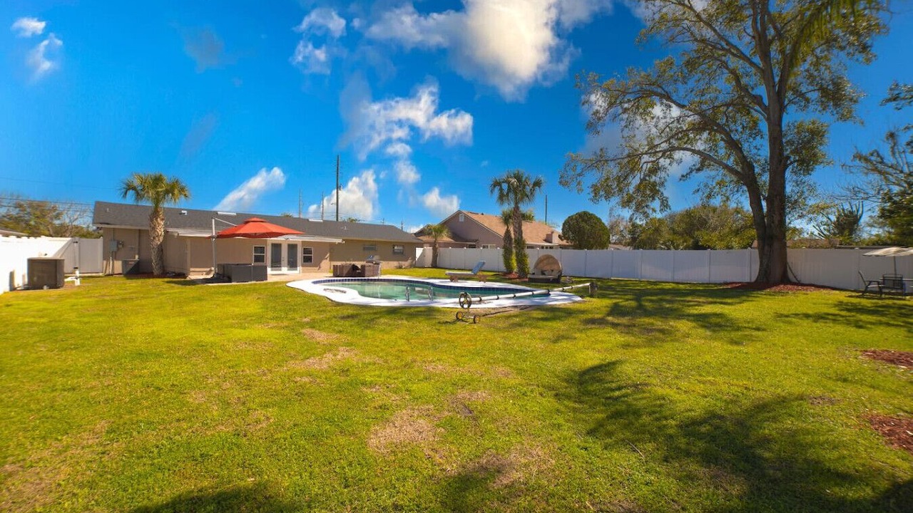 Photo of Outdoor in Florida Center