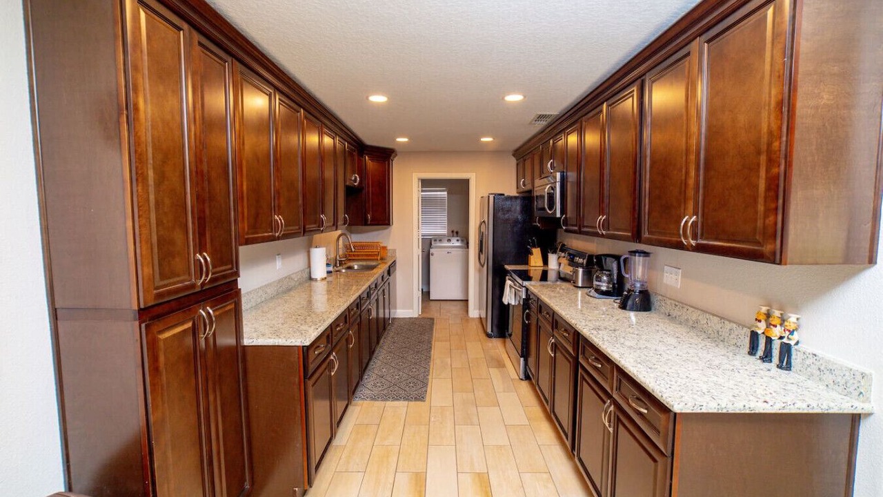 Photo of Kitchen in Florida Center