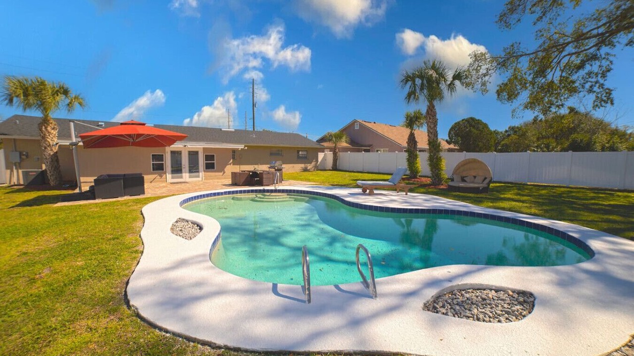 Photo of Outdoor in Florida Center