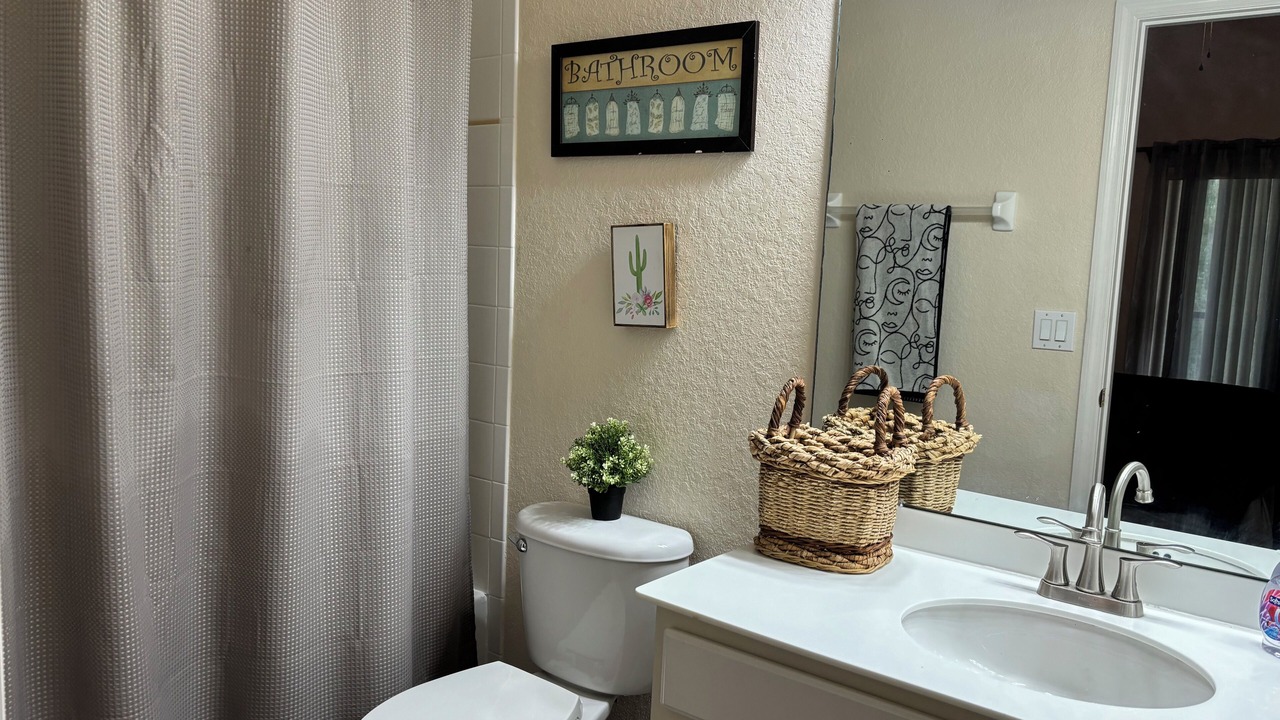 Photo of Bathroom in Bahama Bay