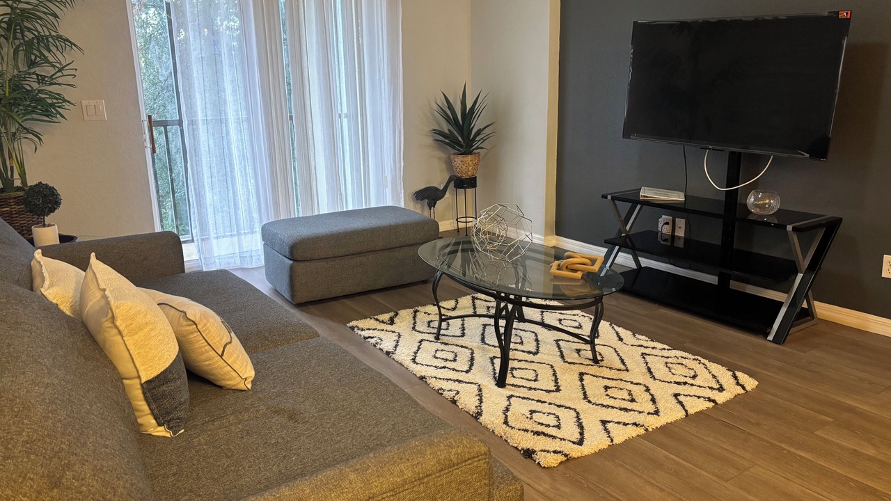 Photo of Livingroom in Bahama Bay