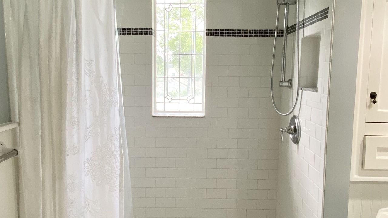 Photo of Bathroom in Fairview Shores