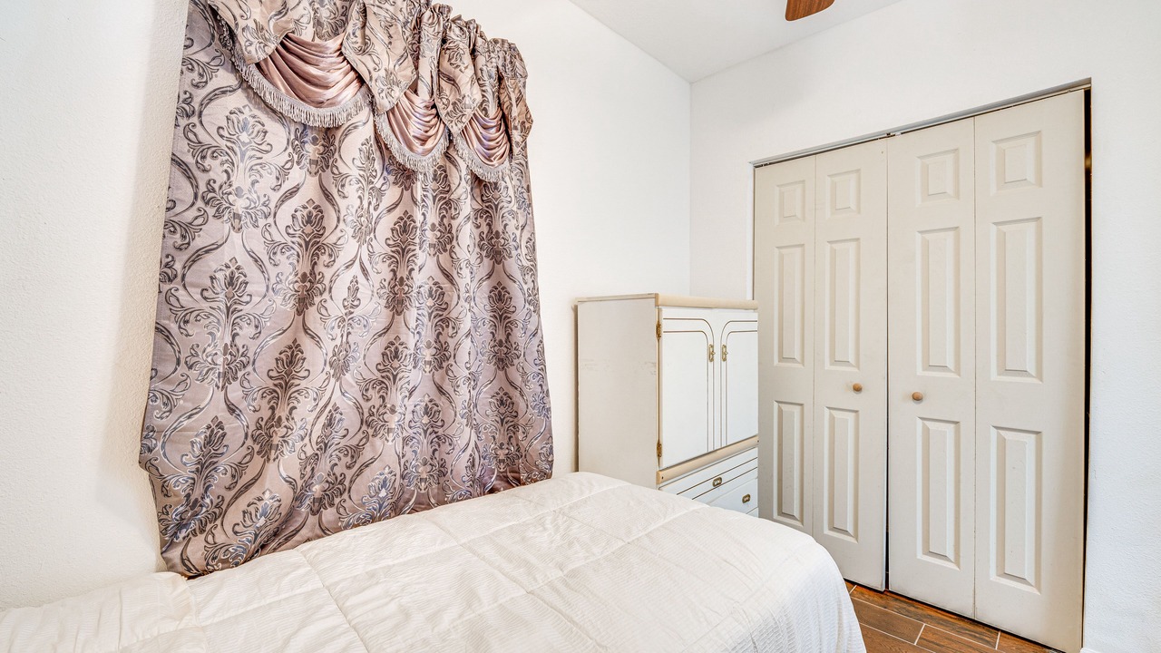 Photo of Bedroom in South Apopka