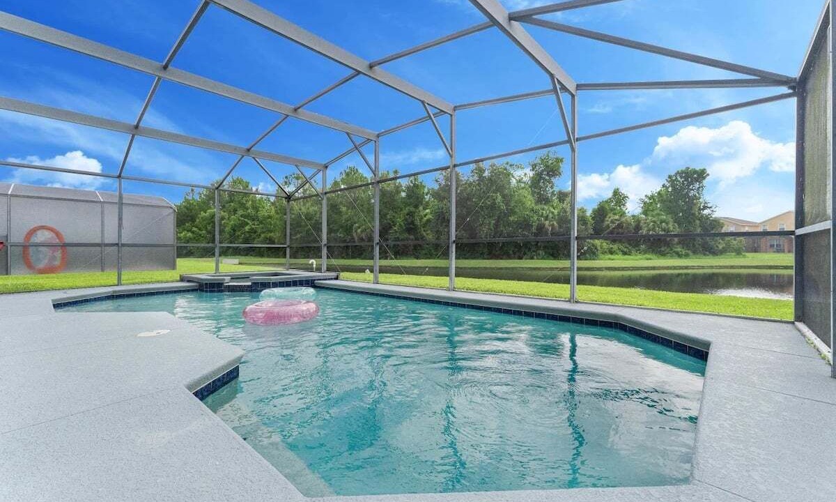 Photo of Outdoor in Loughman