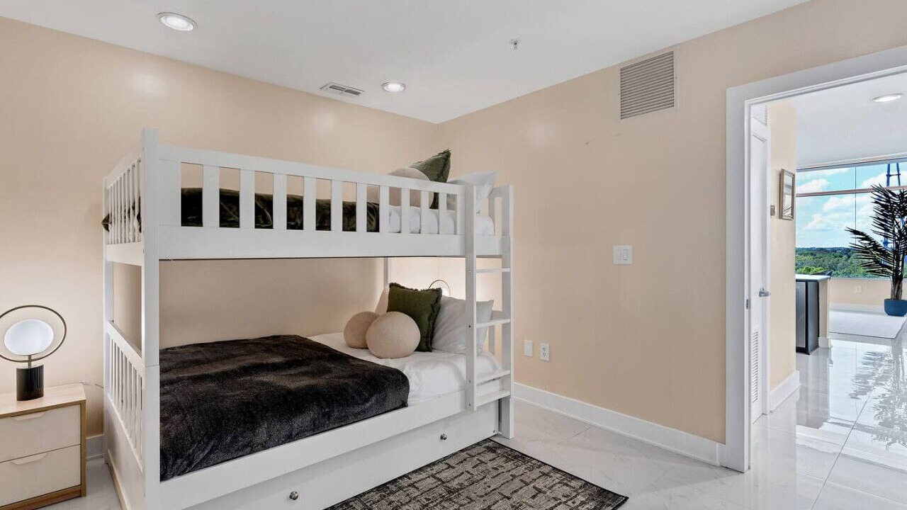 Photo of Bedroom in Downtown Orlando
