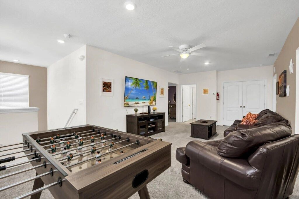 Photo of Livingroom in Loughman