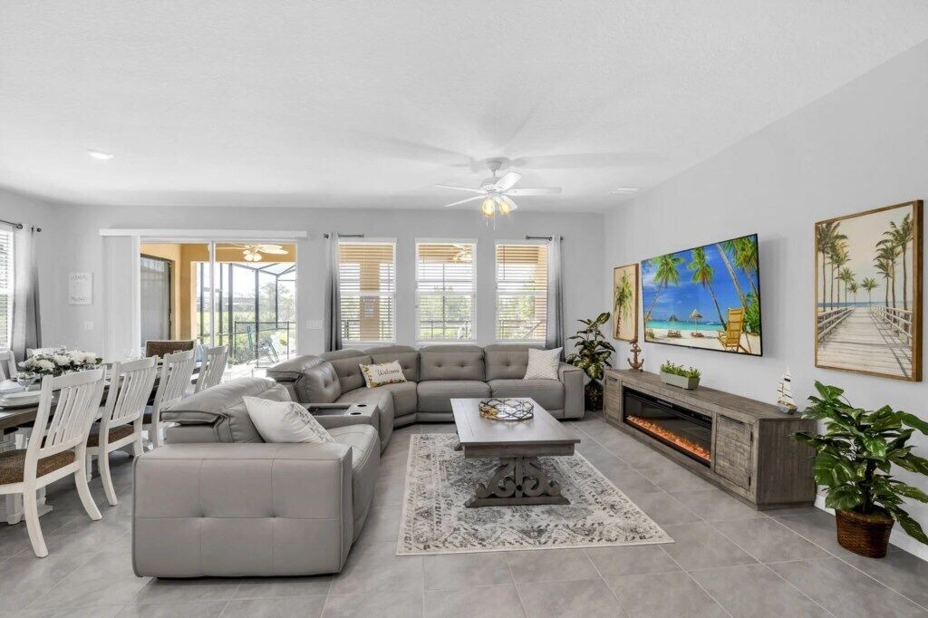 Photo of Livingroom in Loughman