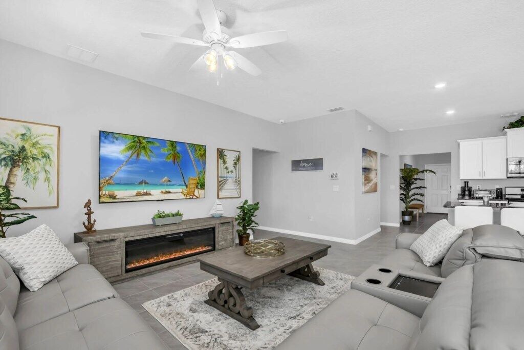 Photo of Livingroom in Loughman