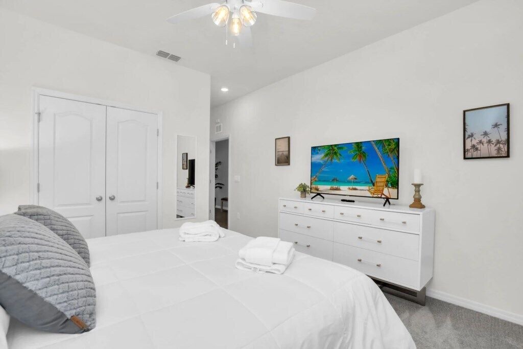 Photo of Bedroom in Loughman