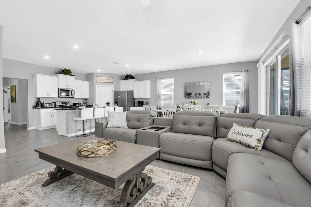 Photo of Livingroom in Loughman