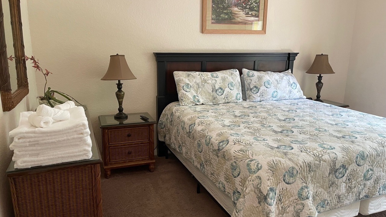 Photo of Bedroom in Bahama Bay
