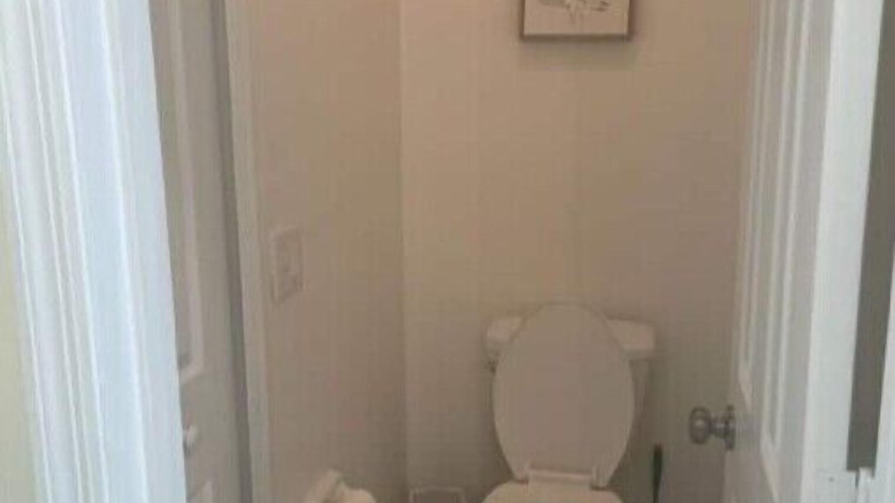 Photo of Bathroom in Lakeside Estates