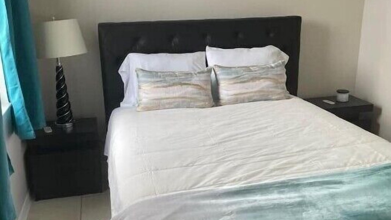 Photo of Bedroom in Lakeside Estates