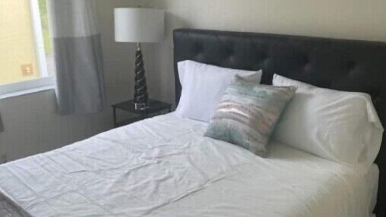 Photo of Bedroom in Lakeside Estates